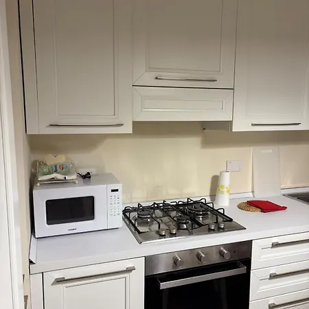 Bellissimo A Pochi Passi Dalla Metro