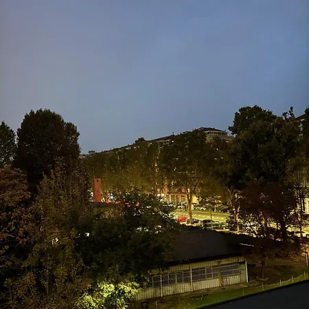 Apartment Bellissimo A Pochi Passi Dalla Metro